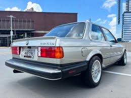 Image result for Beige Jantes 1990 ARO