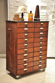 Industrial Style Schrank Schubladenschrank Xl Historischer Apothekerschrank Restauriert Schubladenschrank Apothekerschrank Gemutliches Wohnen