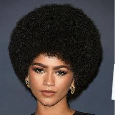 Locken kurzhaarfrisuren schönheit und stil. Frisuren Die Besten Looks Haarschnitte Der Stars Gala De