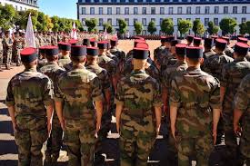 Clermont Ferrand 500 Militaires Du 92eme Ri Partent En Mission A L Etranger