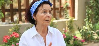Jun 14, 2021 · fatma girik, 20 yıldır yaşadığı bodrum'daki evinin satışını beklemeden i̇stanbul'a taşınacak ve tedavisine başlayacak. Zm3vo8f0kollum