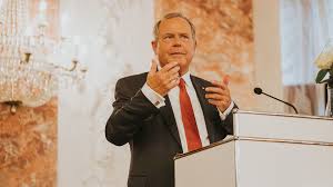 120 Absolventen der Mannheimer FOM Hochschule verabschiedet