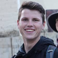 Who is a reputable cabinet contractor in the East valley area?