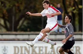 Januar 2010 wurde szalai bis zum saisonende 2009/10 an den 1. Adam Szalai 2005 Der Sturmer Macht Den Vfb Mit Seinem Treffer Zum Deutschen A Junioren Meister Foto Baumann Stuttgarter Zeitung