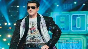 Indulge in Paridhi Sharma's voluptuous beauty. Absolute enticement.