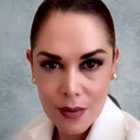 Gabriela Lazalde's Instagram, Twitter & Facebook