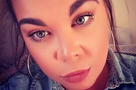 New dad's surprise proposal moments after partner gives birth