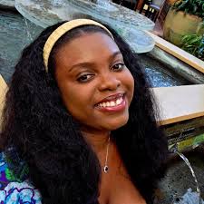 You know I love a dinner party 😂 sharing a sneak peek 🤫 of my tablescape  & menu inspired by our recent trip to Capri, using my favorite  @wonderfulseedlesslemons 🍋throughout…