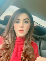 Issa Eid photo dump with my ppl ❤️❤️ . . . #photodump . . . My wardrobe by  @meeras.ns ❤️❤️ . . . 🧿✨ @ezzah.jj @junaidniaziofficial @sahar.niazi01 . .  . . . . . . #