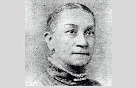 Sarah Early's Instagram, Twitter & Facebook