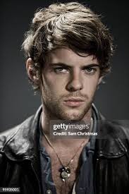 Sam Treadaway's Instagram, Twitter & Facebook