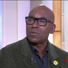 C'est pathétique de faire ça" : le violent coup de gueule de Lucien Jean-Baptiste  contre le comportement de ce grand comédien