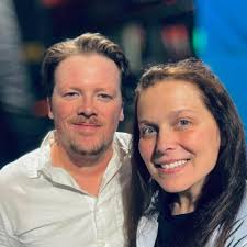 Are there any jobs available in King?