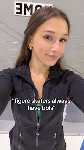 Diana Pearson's Instagram, Twitter & Facebook