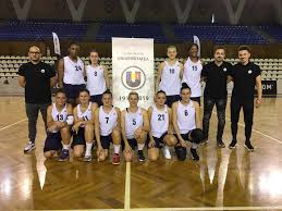 Michael jordan şi cei de la chicago bulls sunt staruri deja. Meci Aniversar De Centenar La Baschet Feminin U Cluj 1919