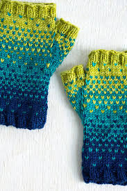 Mitten formula this mitten formula allows you to knit any size mitten at any gauge. 9 Fingerless Mitts Free Knitting Patterns Blog Nobleknits
