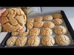غريبة البهلة بالفلان واللوز كتجي مشققة ورطبة موقع يالالة Yalalla Com عالم المرأة بعيون مغربية Food Baking Baked Goods