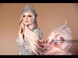 Majlis berbuka puasa dato' sri siti nurhaliza & sitizone dan majlis penyampaian anugerah siti nurhaliza tarudin on instagram: Showbiz Siti Serenades Pm And Wife Via Instagram On Their Birthdays