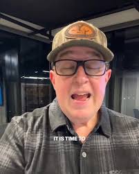 🦃 🍽️ It's that time of year again. The battle to see which Thanksgiving  side dish YOU think is the GREATEST of ALL TIME! Comment below which of  these eight great items