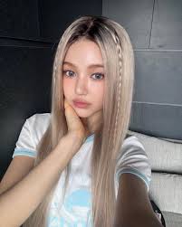 Is New Jeans Danielle White