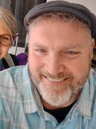 Heidi Butterfield's Instagram, Twitter & Facebook