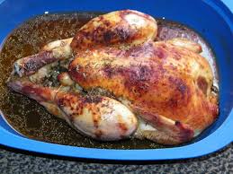Poulet Roti Parfume Et Moelleux En Ultra Plus Les Petits Plats Dans Les Grands Poulet Roti Recette Poulet Roti Recette De Plat