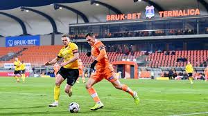 Jesteśmy pierwszym i wielokrotnym mistrzem polski w piłce nożnej. Fortuna 1 Liga Bruk Bet Termalica Nieciecza Gks Tychy Transmisja W Polsacie Sport Polsat Sport