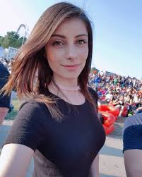 He is often seen collaborating with fellow youtuber rafael moreira. Bbb 20 Ex Namorada De Pyong Se Pronuncia Sobre Suspeita De Agressao Mh Celebridades E Tv