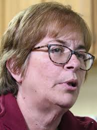 Hermantown resident, 97, learns American Sign Language