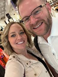 Jennifer Petz's Instagram, Twitter & Facebook