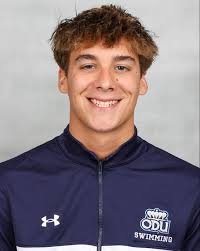 Zachary Redding's Instagram, Twitter & Facebook