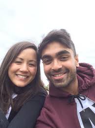 Vignesh Ashok (@vigneshashok)