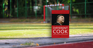 Louis van gaal zijn sterrenbeeld is leeuw en hij is nu 69 jaar oud. Different Cook Een Boek Over Louis Van Gaal Manchester United En De Transformatie Van De Stad Lees Bol Com Bol Com Lees Magazine