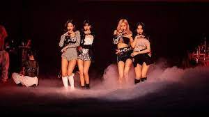 Pin By 𝐇𝐄𝐋𝐄𝐍𝐀 On Bᥣᥲᥴkriᥒk In 2021 Blackpink Blackpink Fashion Blackpink The Show