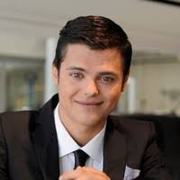 10 "Daniel Negre" profiles