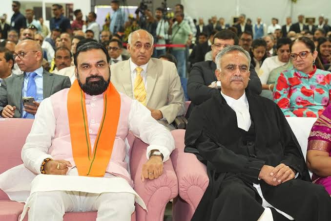 पटना HC के नए मुख्य न्यायाधीश ने ली शपथ, शपथ ग्रहण समारोह में शामिल हुए CM