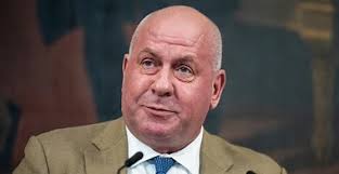 Prince Harry given deal breaker by Meghan Markle as she makes things clear  over royal reunion