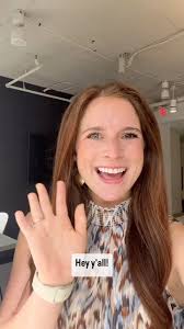 Are you a Moore School student looking for help in navigating your career  path, or an alum looking for a way to give back to current students? Check  out the links in our bio to sign up to be a Moore ...