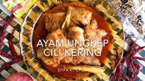 Resepi dibagikan oleh fatin pauzi di laman facebook. Resepi Ayam Masak Cili Kering Stail Cina Muslim