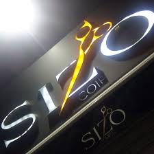 Toute l'équipe du salon est heureuse de vous accueillir et de vous conseiller pour révéler la beauté. Sizo Salon De Coiffure Pour Homme Home Facebook