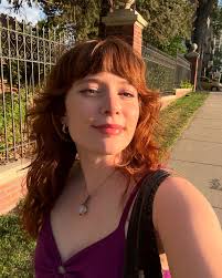 Hannah Frey's Instagram, Twitter & Facebook