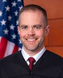 Justin Lightfoot's Instagram, Twitter & Facebook