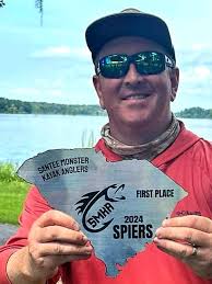 Kayak fishing for big bass techniques