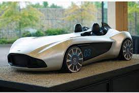 Aston Martin Engineers Are Currently Using A 3d Printer To Produce Parts For Full Size Concept Models Of Their Famous Cars Aston Martin Autos Coches