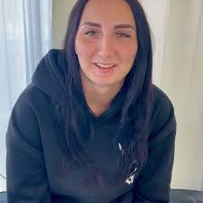 Even if you don’t get your eyebrows done by me, make sure your choose the  right person, because the right PMU artist will help you reach your  eyebrows goals. It’s important to do your research and ...