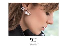 Jewellery ranges from ethereal 'météorite' necklaces to matching asymmetric star stud earrings in sterling silver. Apm Monaco Erhltlich Bei Famous Juweliere Dez Und Sillpark Earrings Ear Cuff Jewelry