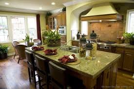 Hgtv.com has inspirational pictures, ideas and expert tips on tuscan kitchen design for a warm and welcoming style in your kitchen space. 100 Tuscan Kitchens Ideas Tuscan Kitchen Tuscan Kitchen Design Kitchen Design