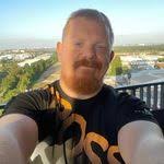 Albert Benak's Instagram, Twitter & Facebook