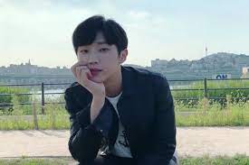 He is currently managed by bb entertainment. Watch B1a4 S Jinyoung Celebrates Birthday By Expressing His Love For Fans In You Are Mv Soompi
