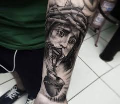 Best Black And Grey Realism Tattoo Artists Near Me Jesus Tattoo By Douglas Prudente Tatouage Jesus Tatouage Tatouages Noirs Et Gris